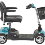 ClevR Mobility_Motion Healthcare Airium Reisescooter 8 kmh side view