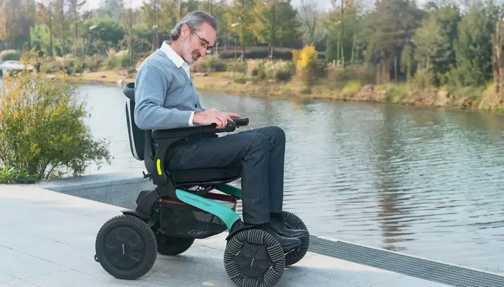 clevr mobility Robooter E60 Elektrorollstuhl 4