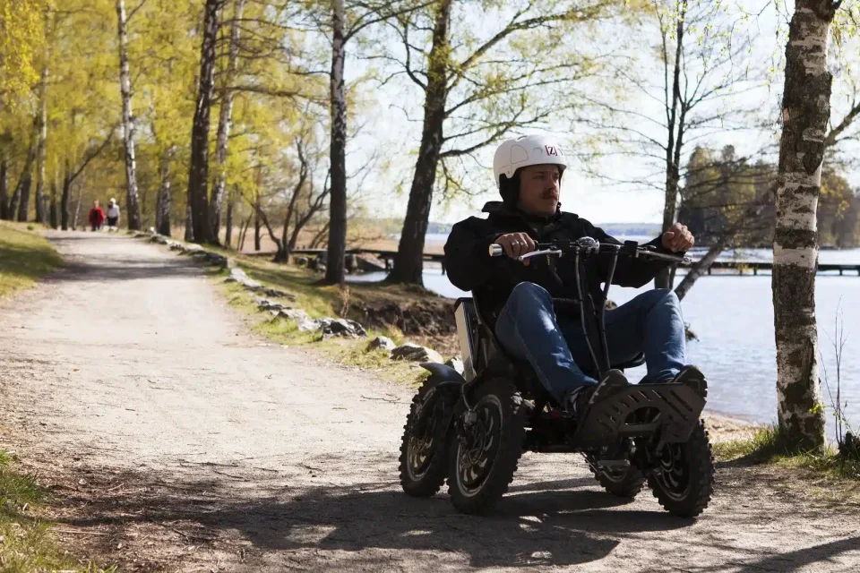 Zoom Uphill® Elektromobil Live 1